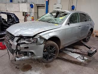 Autoverwertung Audi A4 A4 Avant (B8) Combi 3.0 TDI V6 24V Quattro (CCWA) [176kW]  (04-2008/03=
-2012) 2011