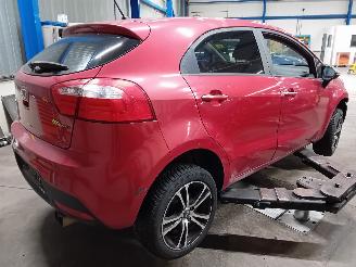 Kia Rio Rio III (UB) Hatchback 1.2 CVVT 16V (G4LA5) [63kW]  (09-2011/12-2017) picture 3
