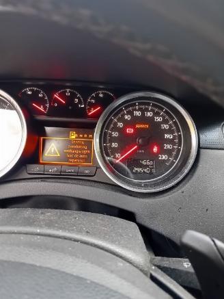 Peugeot 508 508 (8D) Sedan 1.6 THP 16V (EP6CDT(5FV)) [115kW]  (11-2010/12-2018) picture 2