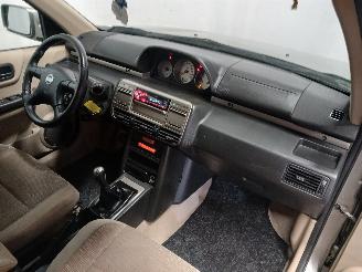 Nissan X-Trail X-Trail (T30) SUV 2.0 16V 4x4 (QR20DE) [103kW]  (07-2001/01-2013) picture 8