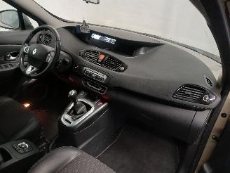 Renault Scenic Grand Scénic III (JZ) MPV 1.6 dCi (R9M-402(R9M-A4)) [96kW]  (04-2011=
/12-2016) picture 8