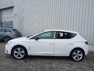 Seat Leon Leon (5FB) Hatchback 5-drs 1.6 TDI 16V (CLHB(Euro 5)) [66kW]  (11-2012=
/08-2018) picture 4