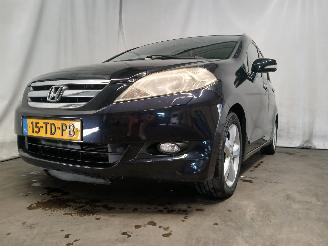 uszkodzony samochody osobowe Honda Fr-v FR-V (BE) MPV 2.0 16V (K20A9) [110kW]  (02-2005/12-2006) 2006/7