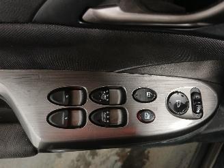 Honda Civic Civic (FK/FN) Hatchback 1.4i Type S 16V (L13Z1) [73kW]  (10-2008/01-20=
12) picture 12