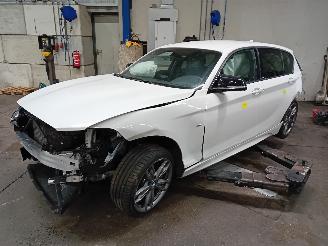 Vrakbiler auto BMW M1 1 serie (F20) Hatchback 5-drs M135i xDrive 3.0 24V (N55-B30A) [240kW] =
 (03-2015/06-2016) 2017/1