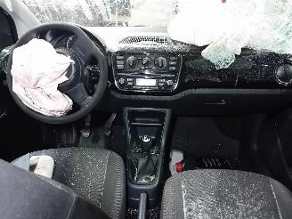 Volkswagen Up! Up! (121) Hatchback 1.0 12V 60 (CHYA) [44kW]  (08-2011/08-2020) picture 5