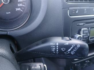 Volkswagen Polo Polo V (6R) Hatchback 1.2 12V BlueMotion Technology (CGPA(Euro 5)) [51=
kW]  (06-2009/05-2014) picture 15