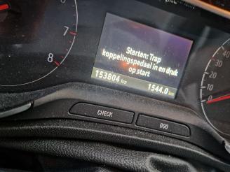 Opel Crossland Crossland (X) SUV 1.2 Turbo 12V (B12XHL(EB2DT)) [81kW]  (03-2017/...) picture 2