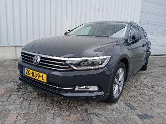 Voiture accidenté Volkswagen Passat Passat Variant (3G5) Combi 1.5 TSI 16V (DADA) [110kW]  (08-2018/03-202=
4) 2019/5