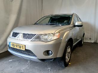 Auto incidentate Mitsubishi Outlander Outlander (CW) SUV 2.4 16V Mivec 4x2 (4B12) [125kW]  (11-2006/11-2012)= 2008/7