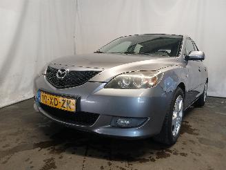 damaged passenger cars Mazda 3 3 Sport (BK) Hatchback 1.6i 16V (Z627) [77kW]  (10-2003/06-2009) 2007/4