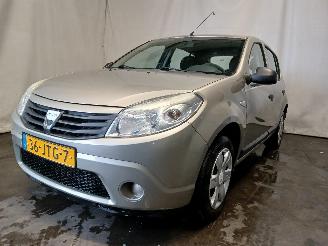 skadebil auto Dacia Sandero Sandero I (BS) Hatchback 1.2 16V (D4F-732(D4F-F7)) [55kW]  (11-2008/12=
-2012) 2009/8
