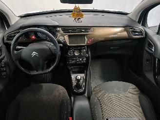 Citroën C3 C3 (SC) Hatchback 5-drs 1.6 HDi 92 (DV6DTED(9HP)) [68kW]  (11-2009/09-=
2016) picture 12