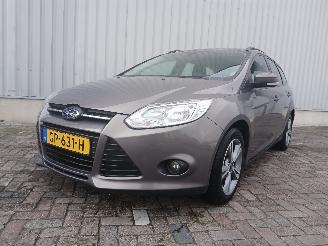 Coche accidentado Ford Focus Focus 3 Wagon Combi 1.0 Ti-VCT EcoBoost 12V 125 (M1DA(Euro 5)) [92kW] =
 (02-2012/05-2018) 2014/5
