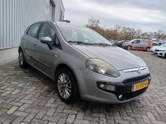 Fiat Punto Grande Punto (199) Hatchback 1.3 JTD Multijet 16V VGT (199.B.4000(Euro=
 5)) [62kW]  (04-2010/...) picture 5