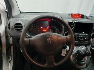 Peugeot Partner Partner (GC/GF/GG/GJ/GK) Van 1.6 HDI, BlueHDI 75 (DV6FE(BHW)) [55kW]  =
(07-2011/12-2018) picture 17