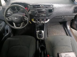 Kia Rio Rio III (UB) Hatchback 1.1 CRDi VGT 12V (D3FA) [55kW]  (09-2011/12-201=
7) picture 10