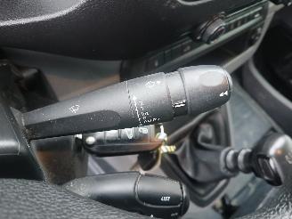 Peugeot Expert Expert (V1/VA/VB/VE/VF/VT/VY) Van 1.5 BlueHDi 100 (DV5RUCd(YHR)) [75kW=
]  (06-2018/...) picture 13