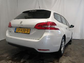 Peugeot 308 308 SW (L4/L9/LC/LJ/LR) Combi 5-drs 1.2 12V e-THP PureTech 130 (EB2ADT=
S(HNS)) [96kW]  (03-2014/06-2021) picture 4