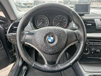 BMW 1-serie 1 serie (E81) Hatchback 3-drs 116i 1.6 16V (N43-B16A) [90kW]  (03-2007=
/12-2011) picture 18