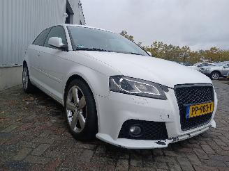 Audi A3 A3 (8P1) Hatchback 3-drs 2.0 TDI 16V (CFFB) [103kW]  (05-2003/08-2012)= picture 6