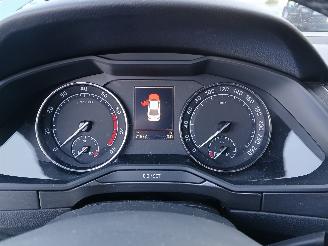 Skoda Superb Superb (3V3) Liftback 1.8 TSI 16V (CJSA) [132kW]  (03-2015/06-2024) picture 21