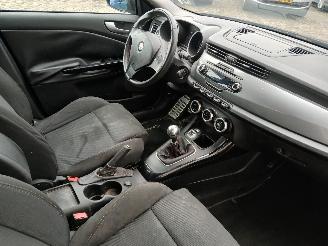 Alfa Romeo Giulietta Giulietta (940) Hatchback 1.4 TB 16V (940.B.7000) [88kW]  (04-2010/12-=
2020) picture 8