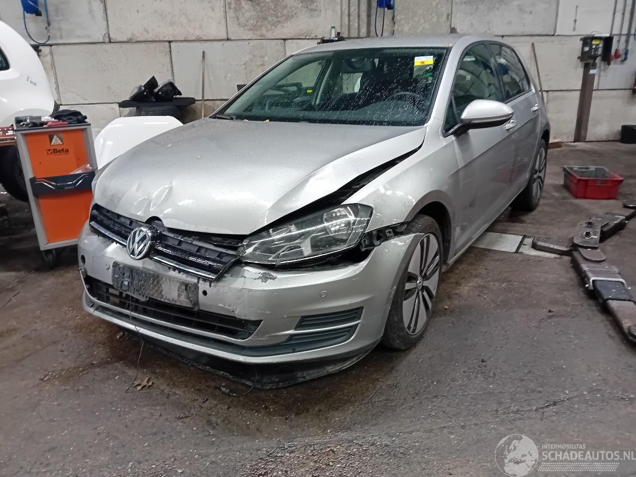 Volkswagen Golf Golf VII (AUA) Hatchback 1.2 TSI 16V (CJZA) [77kW]  (08-2012/03-2020)