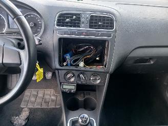 Volkswagen Polo Polo V (6R) Hatchback 1.2 TDI 12V BlueMotion (CFWA(Euro 5)) [55kW]  (1=
0-2009/05-2014) picture 18