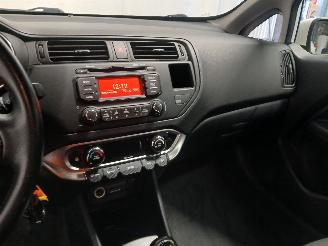 Kia Rio Rio III (UB) Hatchback 1.1 CRDi VGT 12V (D3FA) [55kW]  (09-2011/12-201=
7) picture 16