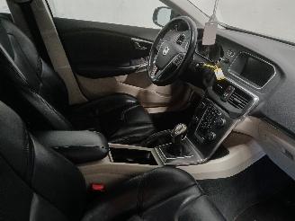 Volvo V-40 V40 (MV) Hatchback 5-drs 1.6 D2 (D4162T) [84kW]  (03-2012/12-2016) picture 9