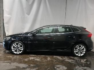 Volvo V-40 V40 (MV) Hatchback 5-drs 1.6 D2 (D4162T) [84kW]  (03-2012/12-2016) picture 4