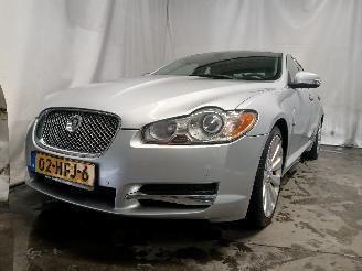 uszkodzony samochody osobowe Jaguar XF XF (CC9) Sedan 2.7 D V6 24V (7G(AJ-TDV6)) [152kW]  (03-2008/04-2015) 2008/6