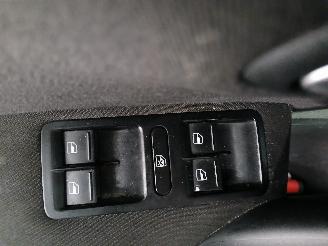 Volkswagen Polo Polo V (6R) Hatchback 1.2 TSI (CBZC(Euro 5)) [66kW]  (05-2011/05-2014)= picture 14