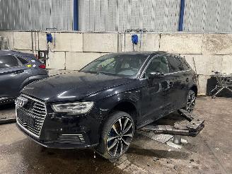 Salvage car Audi A3 A3 Sportback (8VA/8VF) Hatchback 5-drs 1.4 TFSI 16V e-tron (CUKB(Euro =
6)) [110kW]  (05-2014/10-2020) 2016/12