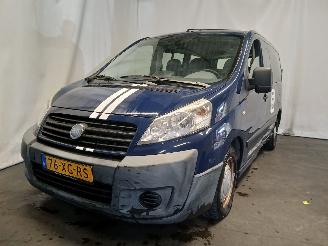 krockskadad bil auto Fiat Scudo Scudo (270) Bus 1.6 D Multijet (DV6UTED4(9HU)) [66kW]  (01-2007/07-201=
6) 1980