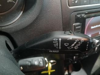 Volkswagen Polo Polo V (6R) Hatchback 1.2 TDI 12V BlueMotion (CFWA(Euro 5)) [55kW]  (1=
0-2009/05-2014) picture 15