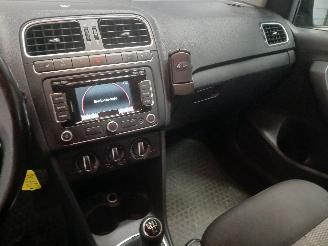 Volkswagen Polo Polo V (6R) Hatchback 1.2 TDI 12V BlueMotion (CFWA(Euro 5)) [55kW]  (1=
0-2009/05-2014) picture 16