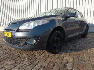 Damaged car Renault Mégane Megane III Berline (BZ) Hatchback 5-drs 1.2 16V TCE 115 (H5F-400(H5F-A=
4)) [85kW]  (03-2012/02-2016) 2012/7