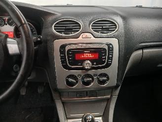 Ford Focus Focus 2 Wagon Combi 1.8 16V (QQDB) [92kW]  (03-2006/09-2012) picture 18