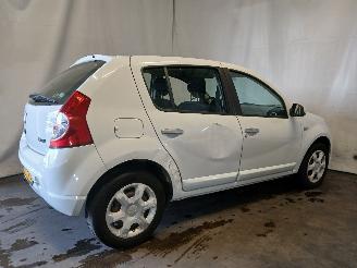 Dacia Sandero Sandero I (BS) Hatchback 1.2 16V (D4F-732(D4F-F7)) [55kW]  (11-2008/12=
-2012) picture 6