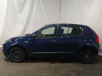 Dacia Sandero Sandero I (BS) Hatchback 1.2 16V (D4F-732(D4F-F7)) [55kW]  (11-2008/12=
-2012) picture 4
