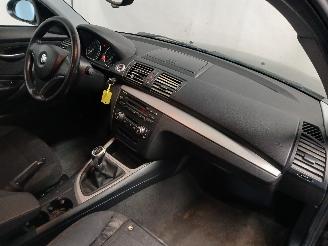 BMW 1-serie 1 serie (E87/87N) Hatchback 5-drs 116i 1.6 16V (N43-B16A) [90kW]  (09-=
2007/06-2011) picture 7