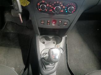 Dacia Logan Logan MCV II/Sandero Wagon (7S) Combi 0.9 TCE 12V (H4B-408(H4B-B4)) [6=
6kW]  (02-2013/...) picture 17