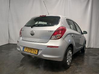 Hyundai I-20 i20 Hatchback 1.2i 16V (G4LA) [63kW]  (03-2012/12-2015) picture 5