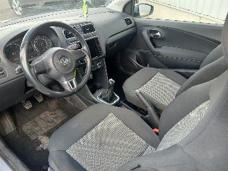 Volkswagen Polo Polo V (6R) Hatchback 1.2 TDI 12V BlueMotion (CFWA(Euro 5)) [55kW]  (1=
0-2009/05-2014) picture 12