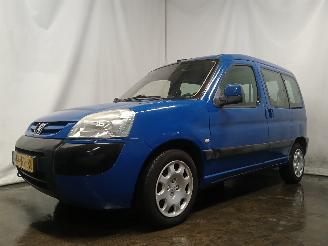 Peugeot Partner Partner Combispace MPV 1.6 16V (TU5JP4(NFU)) [80kW]  (07-2001/03-2008)= picture 3