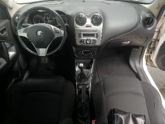 Alfa Romeo MiTo MiTo (955) Hatchback 1.3 JTDm 16V Eco (199.B.4000) [62kW]  (01-2011/12=
-2015) picture 11