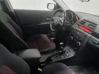 Mazda 3 3 Sport (BK) Hatchback 2.0i 16V (LF72) [110kW]  (10-2003/12-2009) picture 9