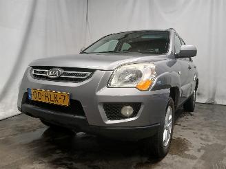 krockskadad bil auto Kia Sportage Sportage (JE) Terreinwagen 2.0 CVVT 16V 4x2 (G4GC) [104kW]  (09-2004/1=
1-2010) 2009/1
